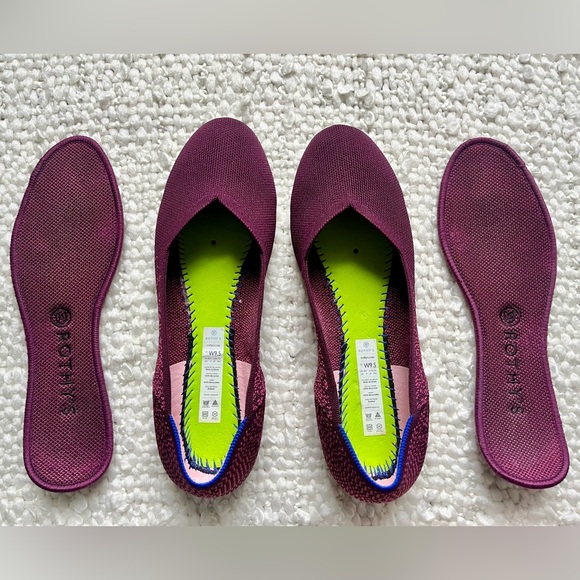 Rothy's The Flat in Fig Python, size 9.5 - Picture 6 of 9